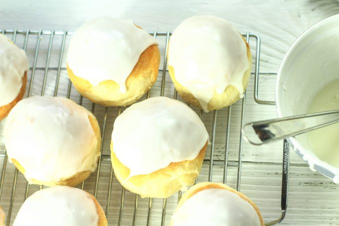 Iced Buns