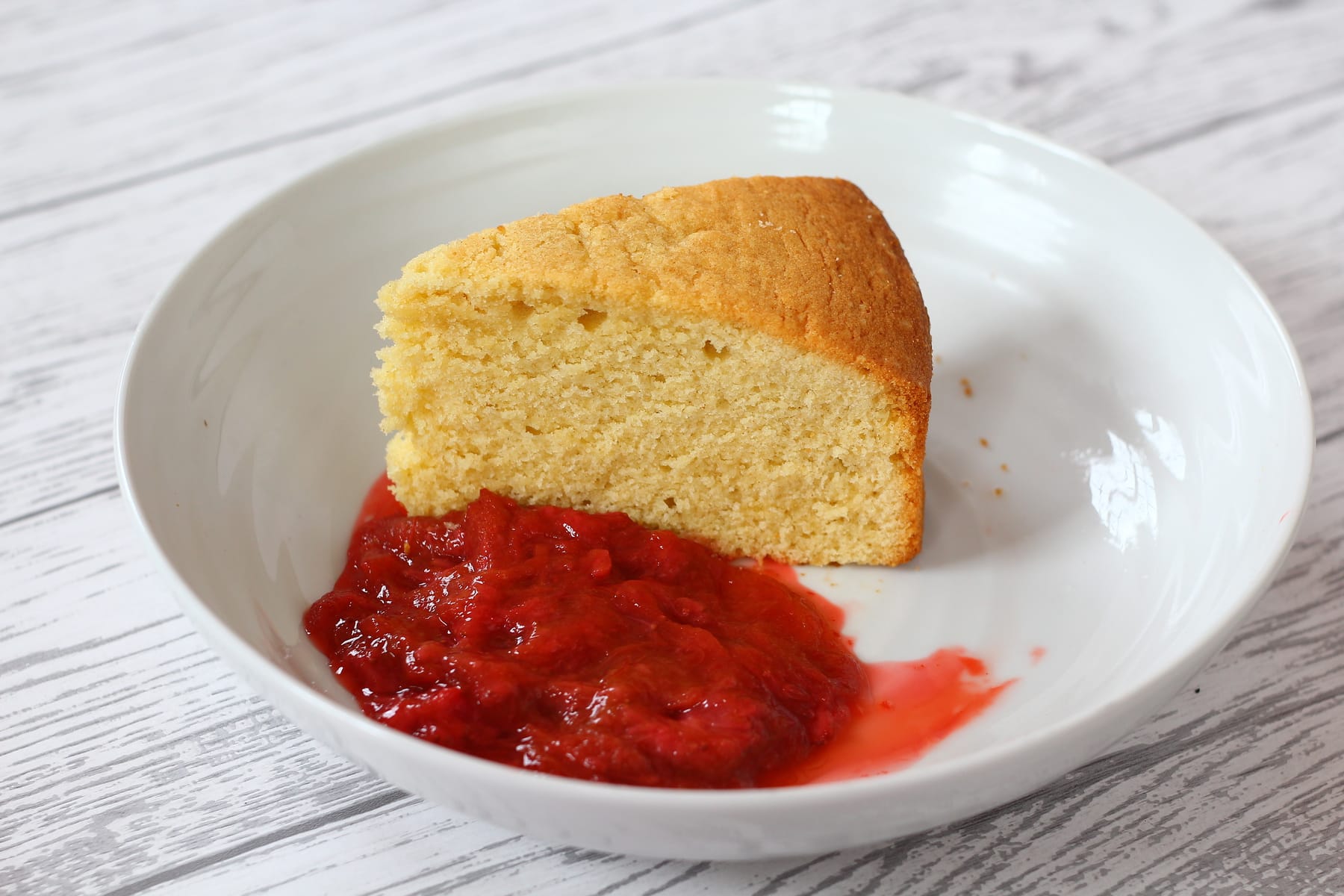 madeira cake Delicious Madeira Cake and Strawberry and Rhubarb Compote.