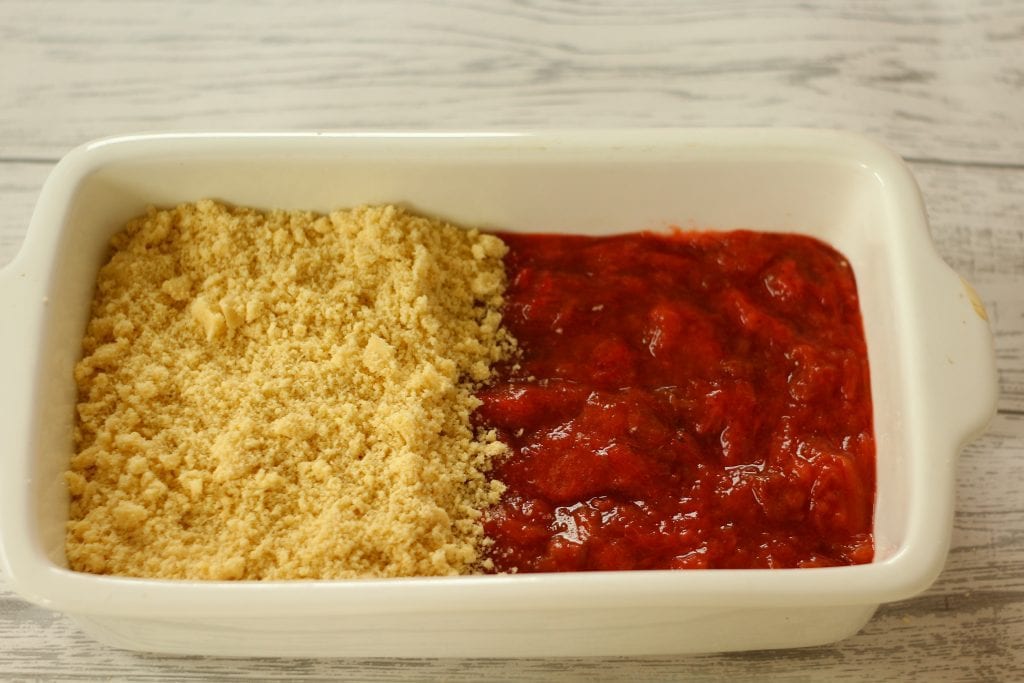 Rhubarb and Strawberry Crumble Rhubarb and Strawberry Crumble