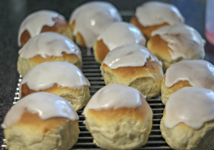 Iced Buns