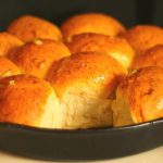 Delicious garlic rolls.