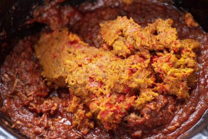 Easy Slow Cooker Chilli Con Carne - Apply to Face Blog