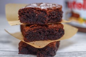 3 nutella brownies stacked on top of each other