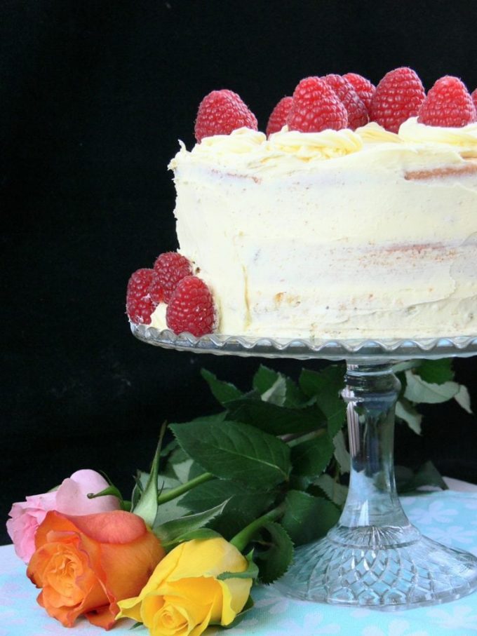 Vegan Lemon and Raspberry Cake Vegan Lemon and Raspberry Cake