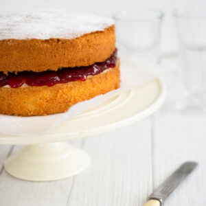 victoria sponge cake