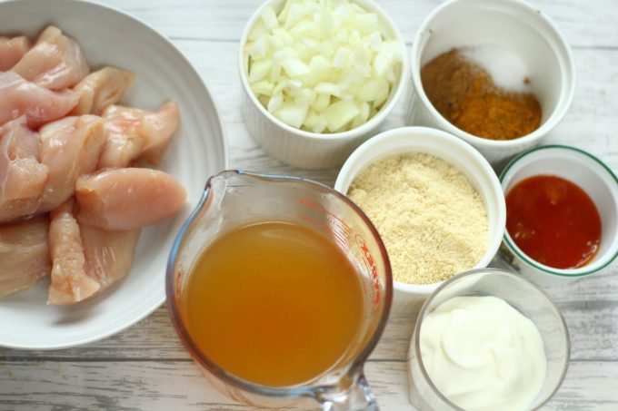 spices, stock, chicken, yoghurt,onions, ground almonds-slow cooker chicken curry ingredients