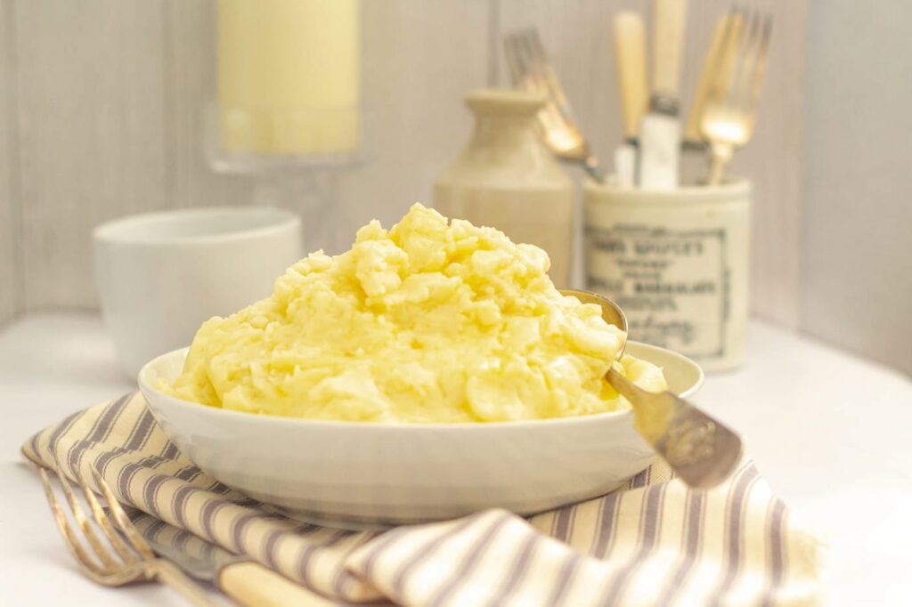 Easy Slow Cooker Savoury Mince Apply to Face Blog