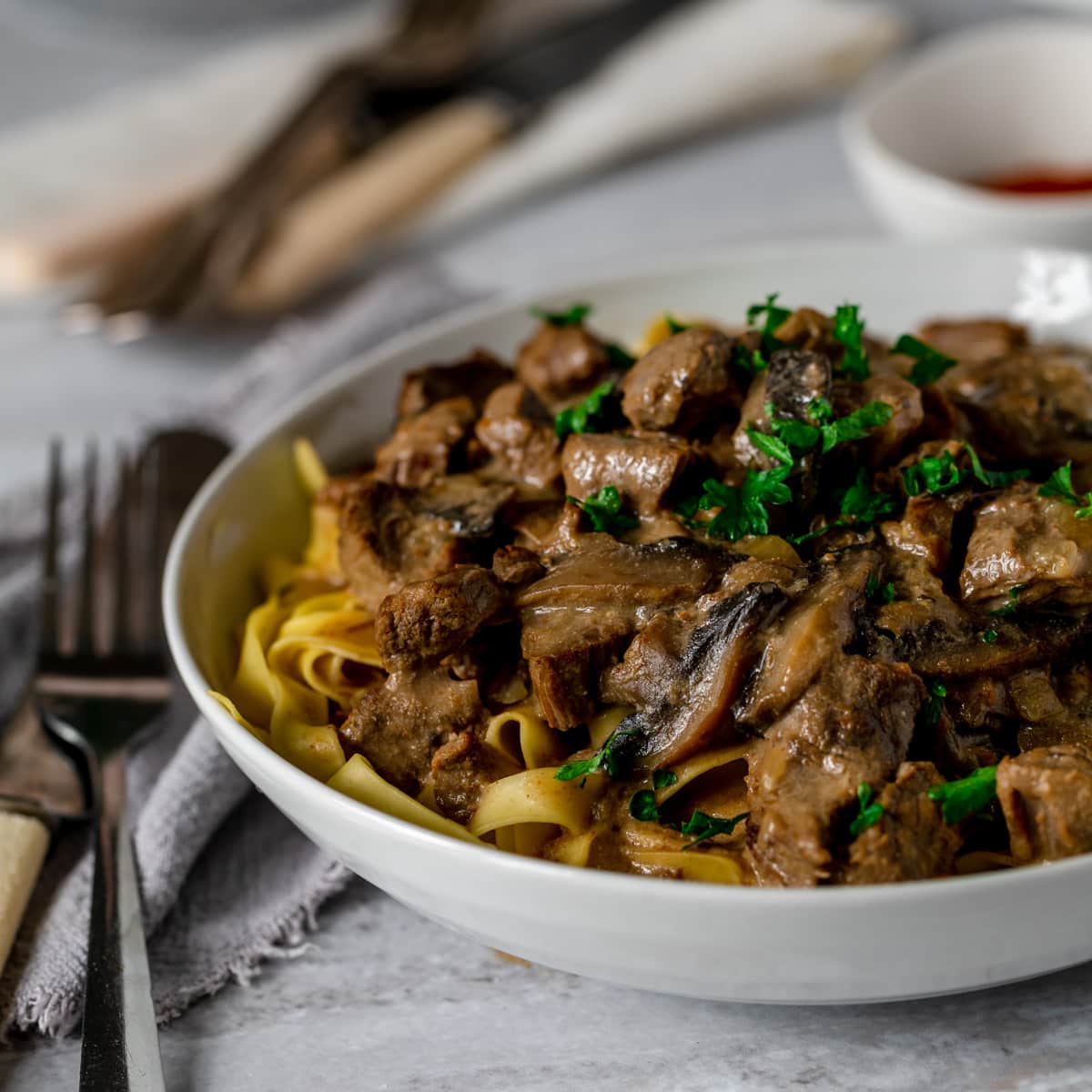 Easy Slow Cooker Beef Stroganoff - Apply to Face Blog