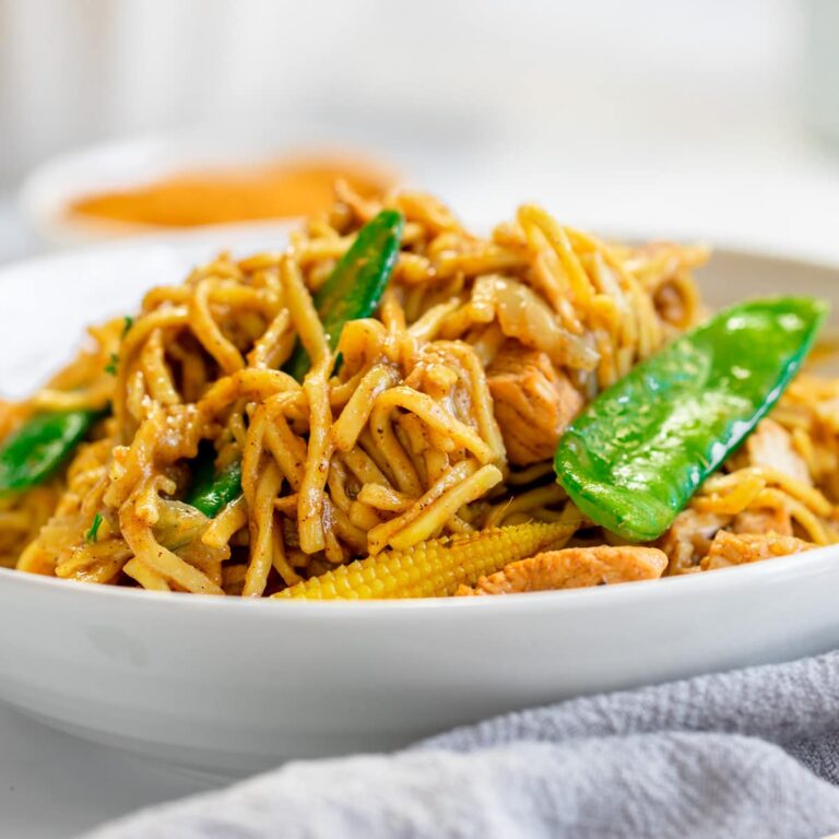 Slow Cooker Chinese Chicken Curry with Noodles Apply to Face Blog